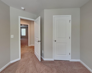 10 Parkers Gate Drive - Photo Thumbnail 14