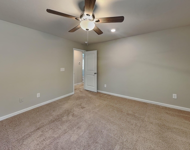 10 Parkers Gate Drive - Photo Thumbnail 6