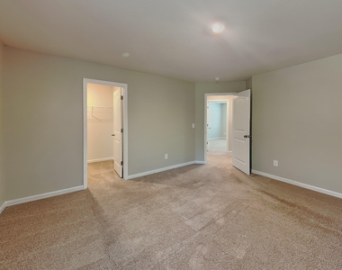 10 Parkers Gate Drive - Photo Thumbnail 11