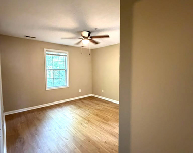 1851 Trailwood Heights Lane - Photo Thumbnail 15