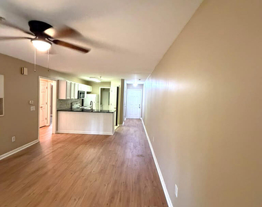 1851 Trailwood Heights Lane - Photo Thumbnail 6