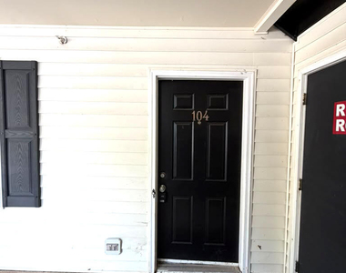 1851 Trailwood Heights Lane - Photo Thumbnail 2