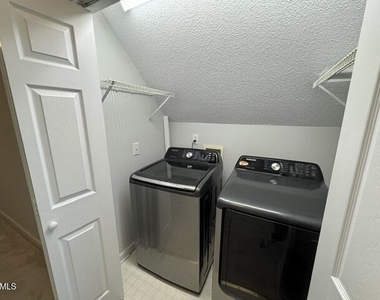 113 Ashton Lane - Photo Thumbnail 15