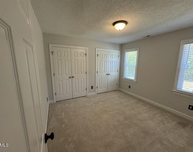 113 Ashton Lane - Photo Thumbnail 13