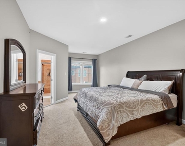 534 Rudbeckia Place - Photo Thumbnail 6