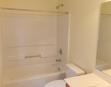 5523 Cottonrose Lane - Photo Thumbnail 12