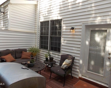 5523 Cottonrose Lane - Photo Thumbnail 13