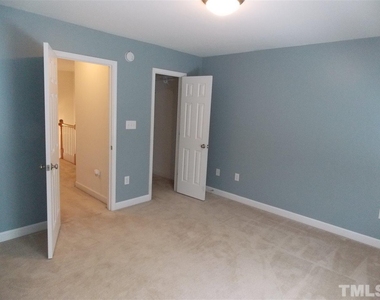 5523 Cottonrose Lane - Photo Thumbnail 11