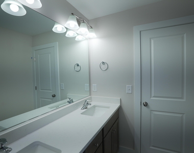 919 Hillman Lane - Photo Thumbnail 47