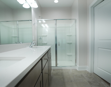 919 Hillman Lane - Photo Thumbnail 24