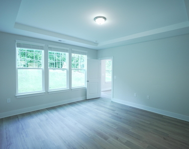 919 Hillman Lane - Photo Thumbnail 15