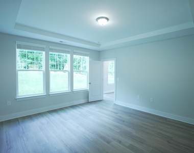 919 Hillman Lane - Photo Thumbnail 14
