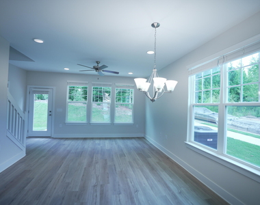 919 Hillman Lane - Photo Thumbnail 10