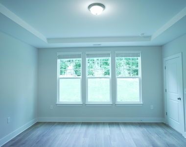 919 Hillman Lane - Photo Thumbnail 18