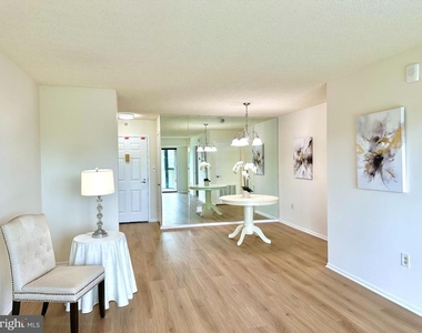 15101 Interlachen Drive Drive - Photo Thumbnail 9
