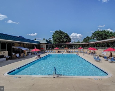 15101 Interlachen Drive Drive - Photo Thumbnail 31