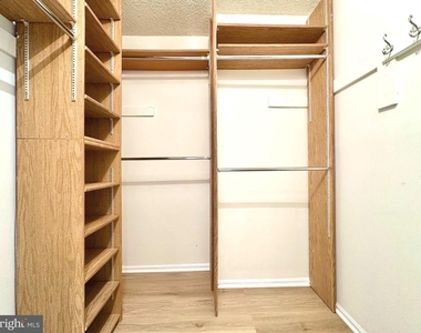 15101 Interlachen Drive Drive - Photo Thumbnail 13