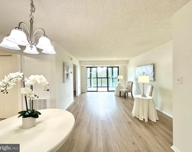 15101 Interlachen Drive Drive - Photo Thumbnail 8