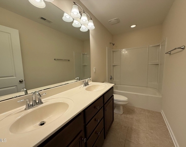 238 Begen Street - Photo Thumbnail 25