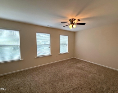 238 Begen Street - Photo Thumbnail 26