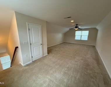 238 Begen Street - Photo Thumbnail 30