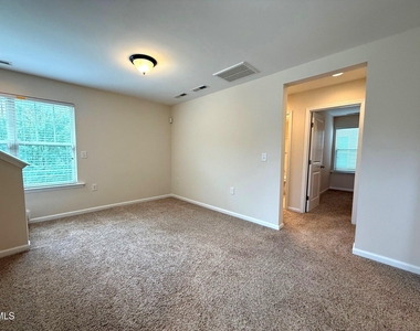 238 Begen Street - Photo Thumbnail 13