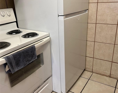4322 Gillis St - Photo Thumbnail 33