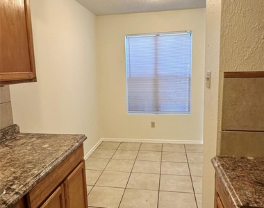4322 Gillis St - Photo Thumbnail 12
