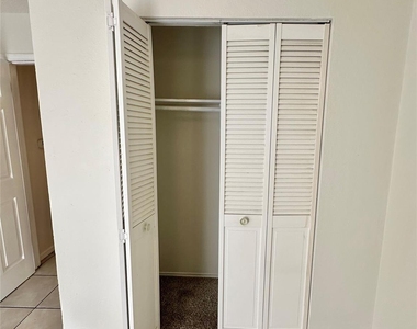 4322 Gillis St - Photo Thumbnail 18