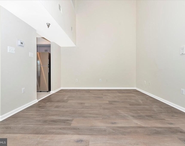 205 Market-thru 207 Street - Photo Thumbnail 7