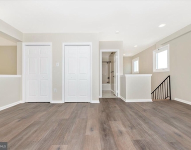 205 Market-thru 207 Street - Photo Thumbnail 32