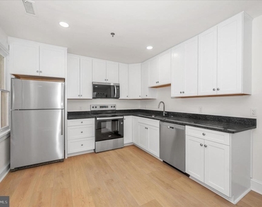 113 Market-thru 115 Street - Photo Thumbnail 6