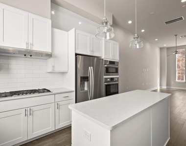 1308 Tinnin Ford Rd - Photo Thumbnail 4