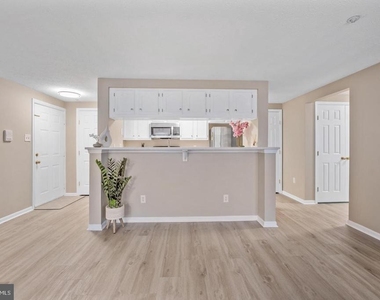 607 Himes Avenue - Photo Thumbnail 15