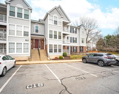 607 Himes Avenue - Photo Thumbnail 1
