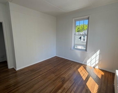 119 High Street: 601 William St Unit - Photo Thumbnail 7