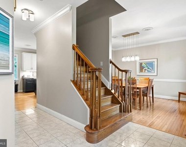 11203 Dancer Court - Photo Thumbnail 3