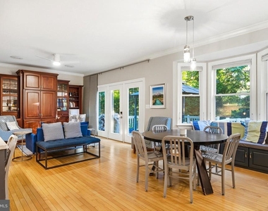 11203 Dancer Court - Photo Thumbnail 16