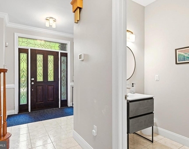 11203 Dancer Court - Photo Thumbnail 25