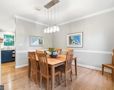 11203 Dancer Court - Photo Thumbnail 5
