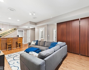 11203 Dancer Court - Photo Thumbnail 43