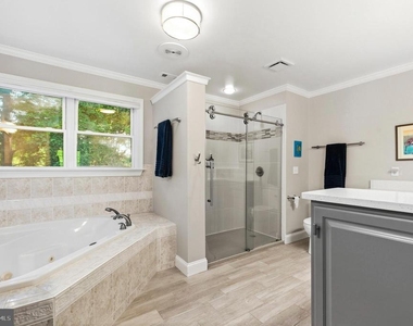 11203 Dancer Court - Photo Thumbnail 30