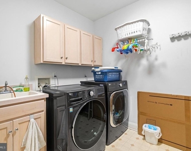 11203 Dancer Court - Photo Thumbnail 53