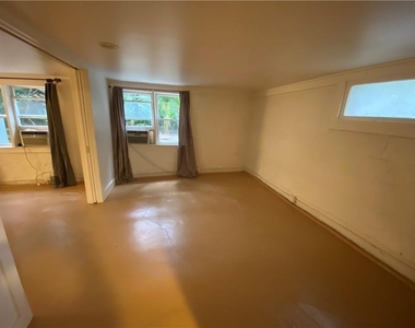 1501 W 9th St - Photo Thumbnail 20