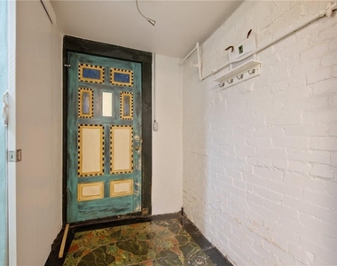 1501 W 9th St - Photo Thumbnail 10