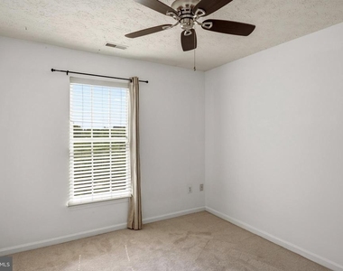 9805 Redwing Drive - Photo Thumbnail 27