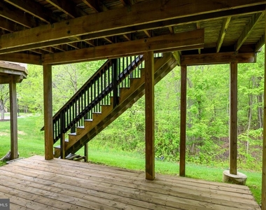9805 Redwing Drive - Photo Thumbnail 31