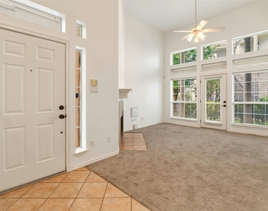 2918 Ranch Road 620 N - Photo Thumbnail 6