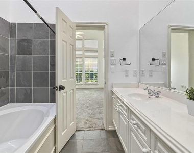 2918 Ranch Road 620 N - Photo Thumbnail 18