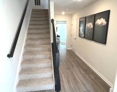 4917 Arcola Road - Photo Thumbnail 1
